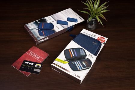 Etui na dokumenty TROIKA Safe Flight, na suwak, niebieskie